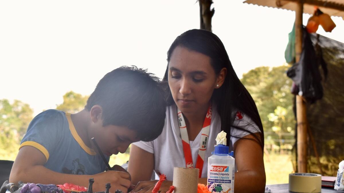 Save the Children rechaza todo acto que atente contra la seguridad e integridad de docentes y estudiantes