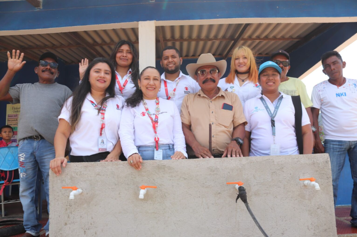 Más agua para las familias Guajiras: Save the Children fortalece el acceso con la entrega número 21 de sistemas de extracción en comunidades indígenas