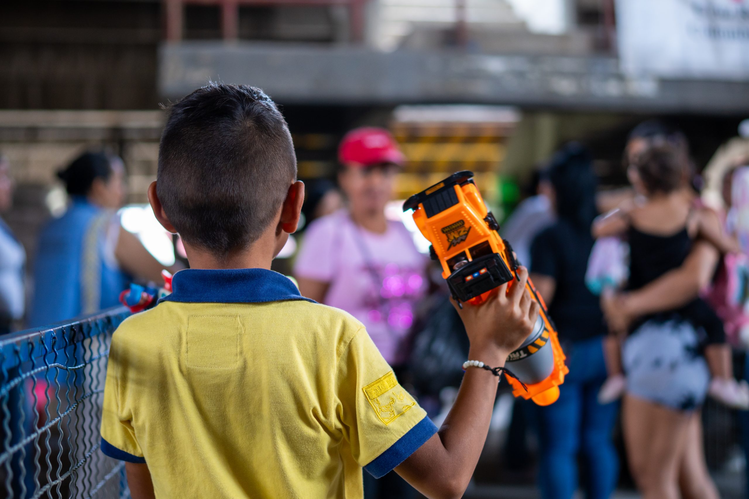 Colombia: El número de niñas y niños que huyen de la violencia alcanza su punto más alto en 10 años